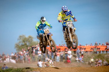 Chojna, Polonya - 25 Eylül: Polonyalı Batı Bölgesi Motocross Şampiyonası Polonya, Chojna 25 Eylül 2016 tanımsız rider