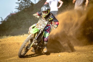 Chojna, Polonya - 25 Eylül: Polonyalı Batı Bölgesi Motocross Şampiyonası Polonya, Chojna 25 Eylül 2016 tanımsız rider