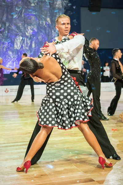 Elblag, 波兰-2017年10月13日-波罗的海杯舞大赛。Elblag 国际舞蹈锦标赛 — 图库照片