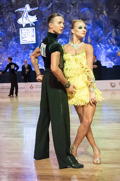 Эльбрус, Польша - 13 октября 2017 - Baltic Cup Dance Competition. Международный танцевальный турнир в Элблаге — стоковое фото