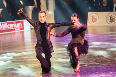 Krakow, Polonya - 09 Aralık 2017 - Wieczysty Kupası dans yarışması. Ulusal balo salonu dans turnuva Wieczysty Kupası Krakow