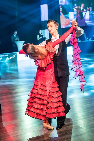 Krakow, Poland - December 09, 2017 - Wieczysty Cup Dance Competition. National Ballroom Dance Tournament Wieczysty Cup in Krakow — Stock Photo, Image