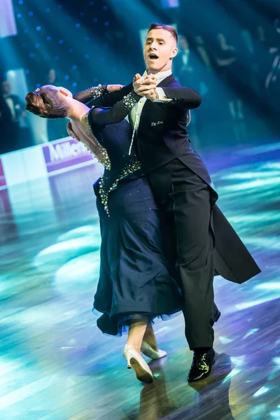 Krakow, Poland - December 09, 2017 - Wieczysty Cup Dance Competition. National Ballroom Dance Tournament Wieczysty Cup in Krakow — Stock Photo, Image