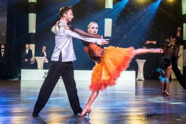 Krakow, Polonya - 10 Aralık 2017 - Wieczysty Kupası dans yarışması. Ulusal balo salonu dans turnuva Wieczysty Kupası Krakow