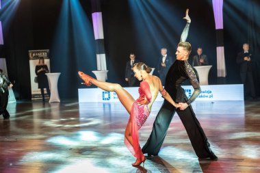 Krakow, Polonya - 10 Aralık 2017 - Wieczysty Kupası dans yarışması. Ulusal balo salonu dans turnuva Wieczysty Kupası Krakow