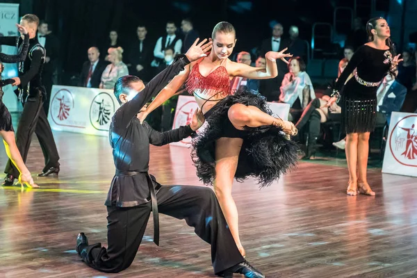 Krakow, Poland - December 10, 2017 - Wieczysty Cup Dance Competition. National Ballroom Dance Tournament Wieczysty Cup in Krakow — Stock Photo, Image