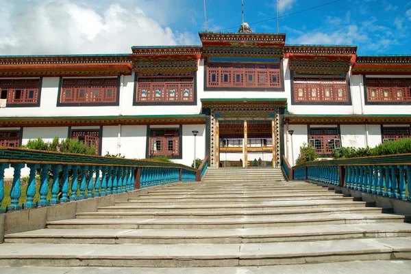 Индийский буддийский монастырь — стоковое фото