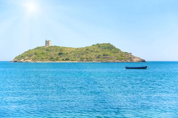 Île tropicale verte confortable — Photo