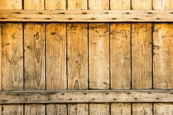 Cerca de madeira velha escuro — Fotografia de Stock