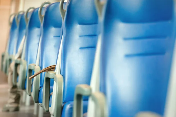 Assentos no trem moderno europeu — Fotografia de Stock