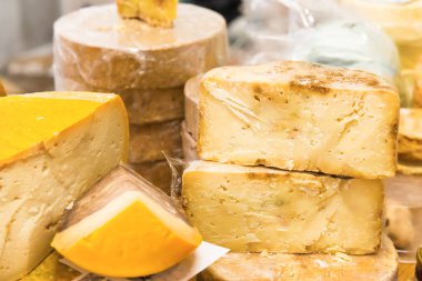 Peynir yığınlar ve kazık türleri