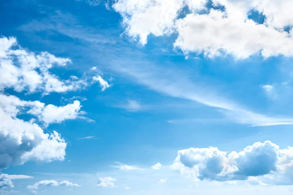 Witte Wolken Blauwe Hemel Voor Natuur Achtergrond — Stockfoto