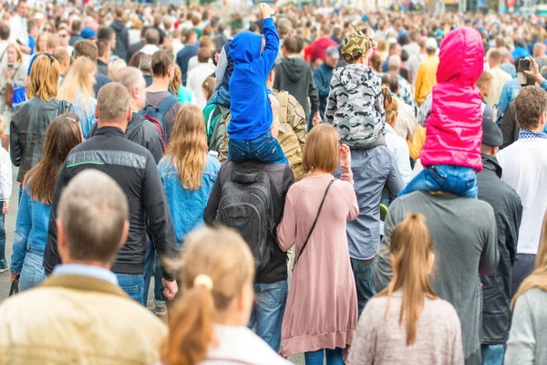 Crowd of people — Stock Photo, Image