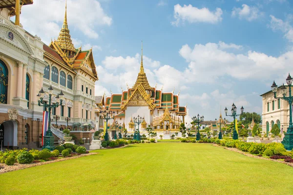 Großer Palastkomplex Blick Auf Den Chakri Maha Prasat Thronsaal Und — Stockfoto