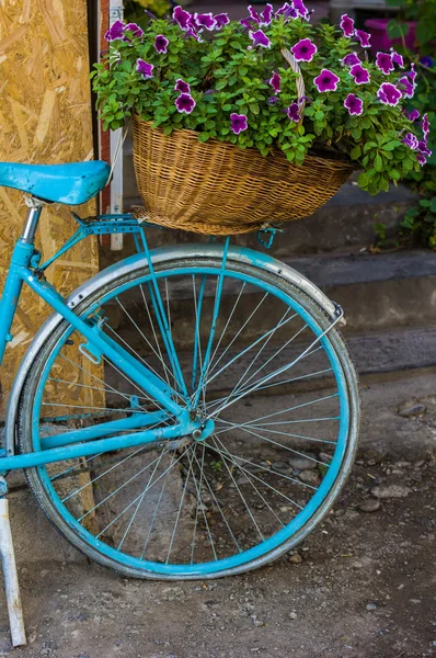 Bicicleta vintage azul — Fotografia de Stock