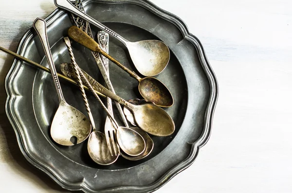 Vintage silverware and plate — Stock Photo, Image