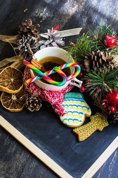 Weihnachten Tasse Tee — Stockfoto