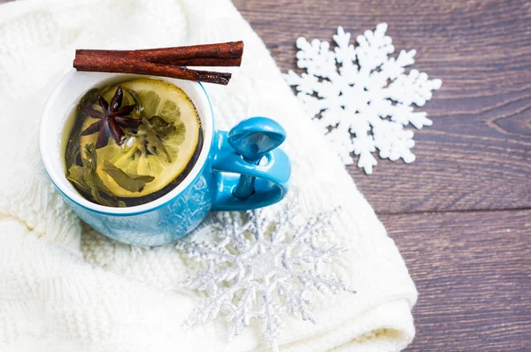 Té con especias en tiempo frío — Foto de Stock
