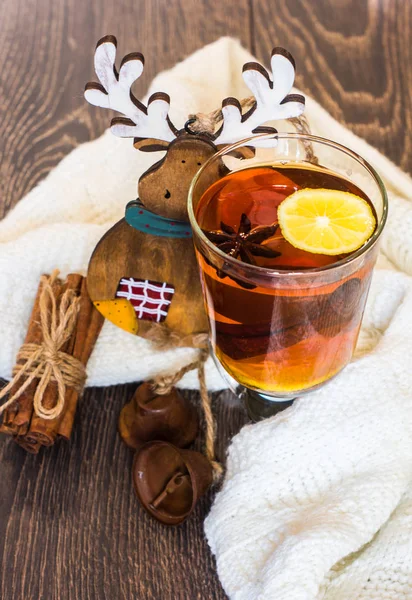 Spiced tea on rustic background — Stock Photo, Image