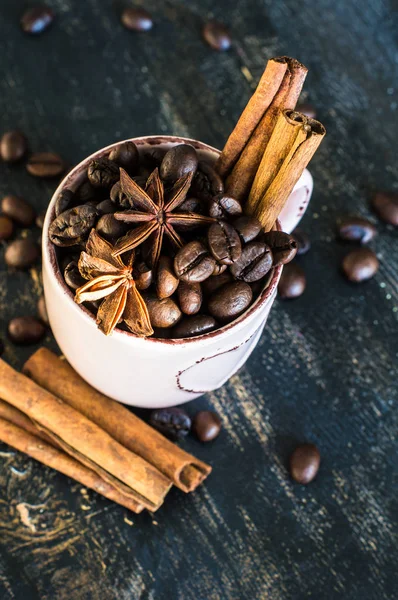 Grãos de café crus — Fotografia de Stock