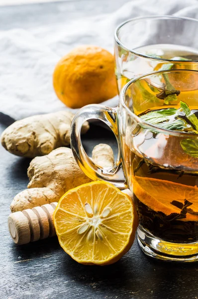 Gekruide thee met citroen — Stockfoto