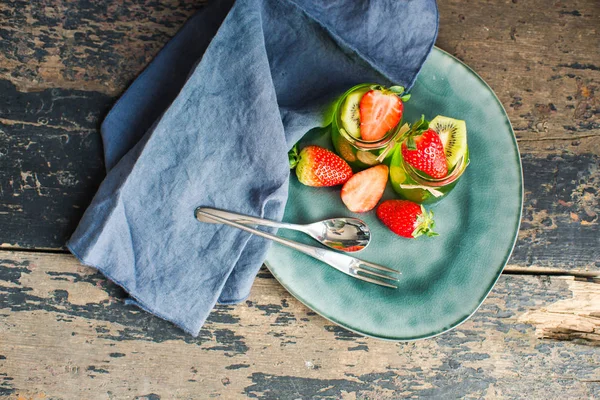 Organic fruit dessert — Stock Photo, Image