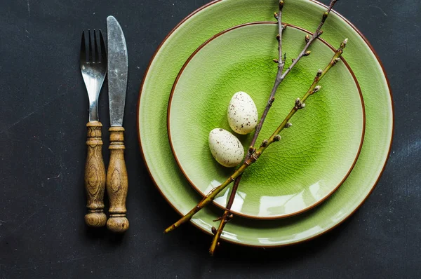 Apparecchiatura della tavola di Pasqua festiva — Foto Stock