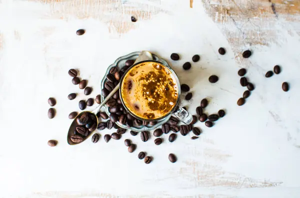 Taza de café y frijoles —  Fotos de Stock