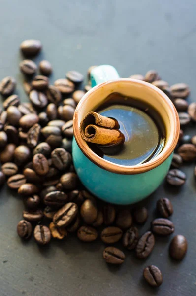 Ceașcă de cafea și fasole — Fotografie, imagine de stoc