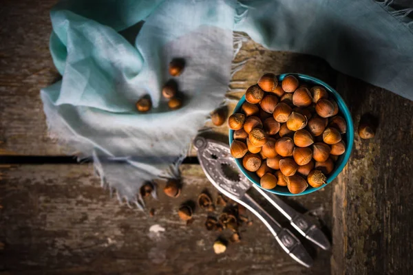 Las nueces ecológicas como concepto alimentario saludable —  Fotos de Stock