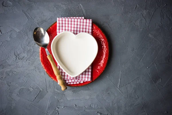 Table setting for St. Valentine's Day — Stock Photo, Image