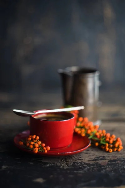 Pequeno-almoço tradicional em estilo rústico — Fotografia de Stock