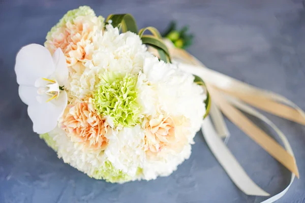 Bukett av nejlikor blommor — Stockfoto