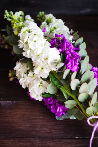 Güzel snapdragon çiçek bir buket — Stok fotoğraf
