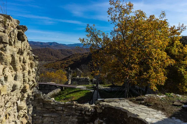 Gruziński jesienny krajobraz — Zdjęcie stockowe
