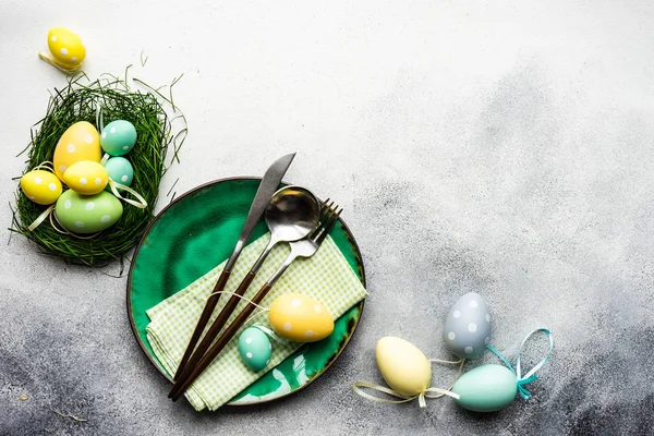 Wielkanocny stół ustawienie — Zdjęcie stockowe