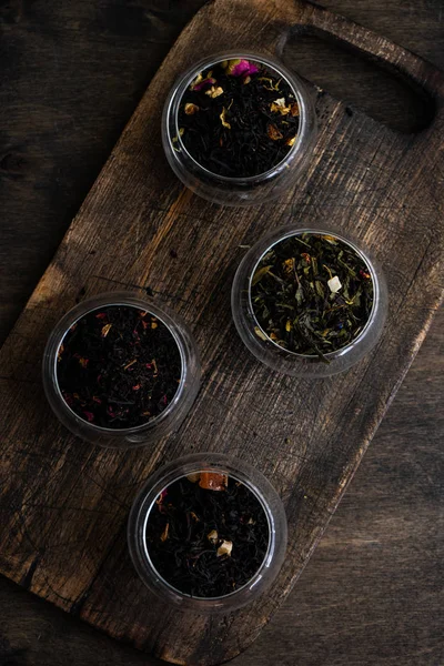 Tea varieties on wooden background — 스톡 사진