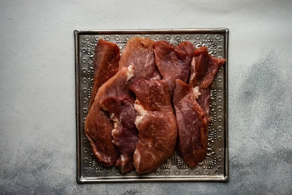 Carne Porco Fresca Crua Fundo Pedra Com Espaço Cópia — Fotografia de Stock