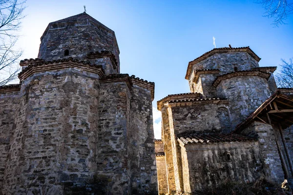 Famoso Monumento Medieval Georgiano Dzveli Antiguo Monasterio Shuamta Región Kakheti —  Fotos de Stock