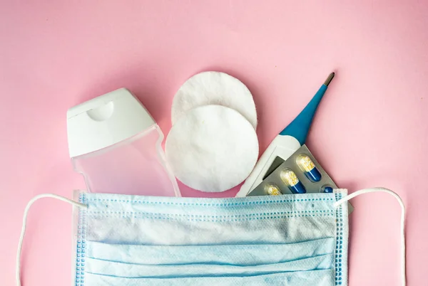 Concepto Sanitario Epidémico Coronavirus Covid Sobre Fondo Rosa Pastel Con — Foto de Stock