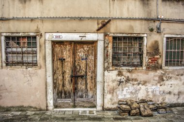 Venedik'te bir sokak görünümü