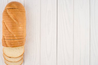 Ekmek beyaz eski ahşap tablo. 