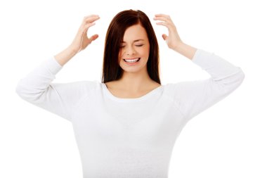 Saçlarını çekerek genç kızgın kadın