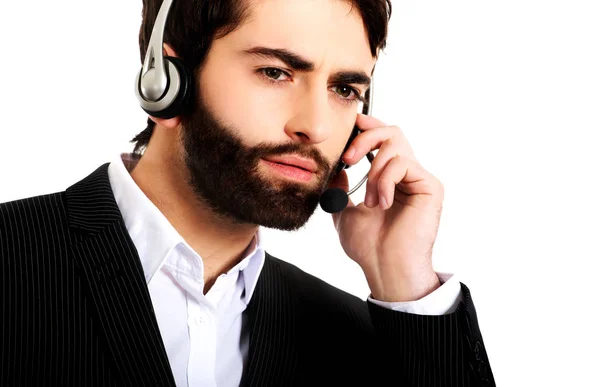 Giovane call center uomo parlando con il cliente . — Foto Stock