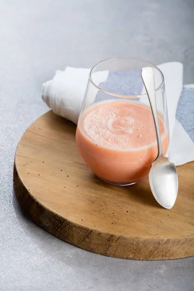 Glass of fresh fruit smoothie — Stock Photo, Image