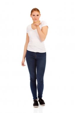 genç kadın bir öpücük gönderme