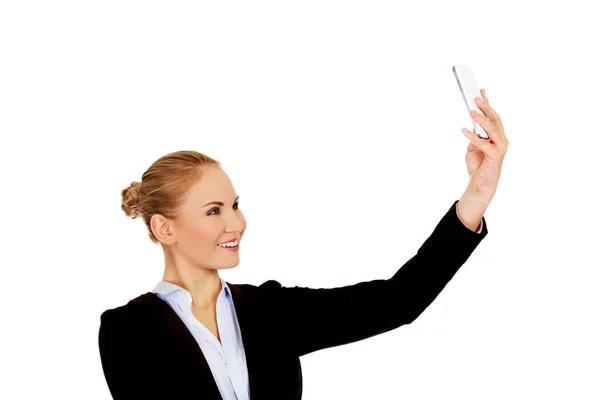 Happy business woman taking selfie photo smartphone — Stock Photo, Image