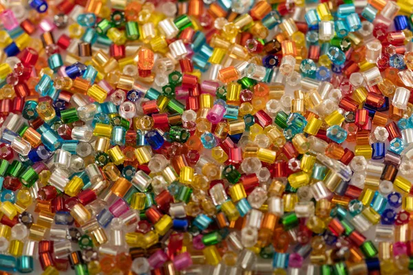 Sfondo di perline di plastica colorate — Foto Stock