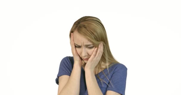 Young woman heaving headache. — Stock Video