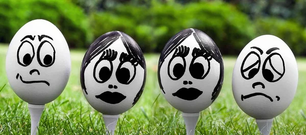 Tempo de Páscoa, primavera e ovo engraçado — Fotografia de Stock